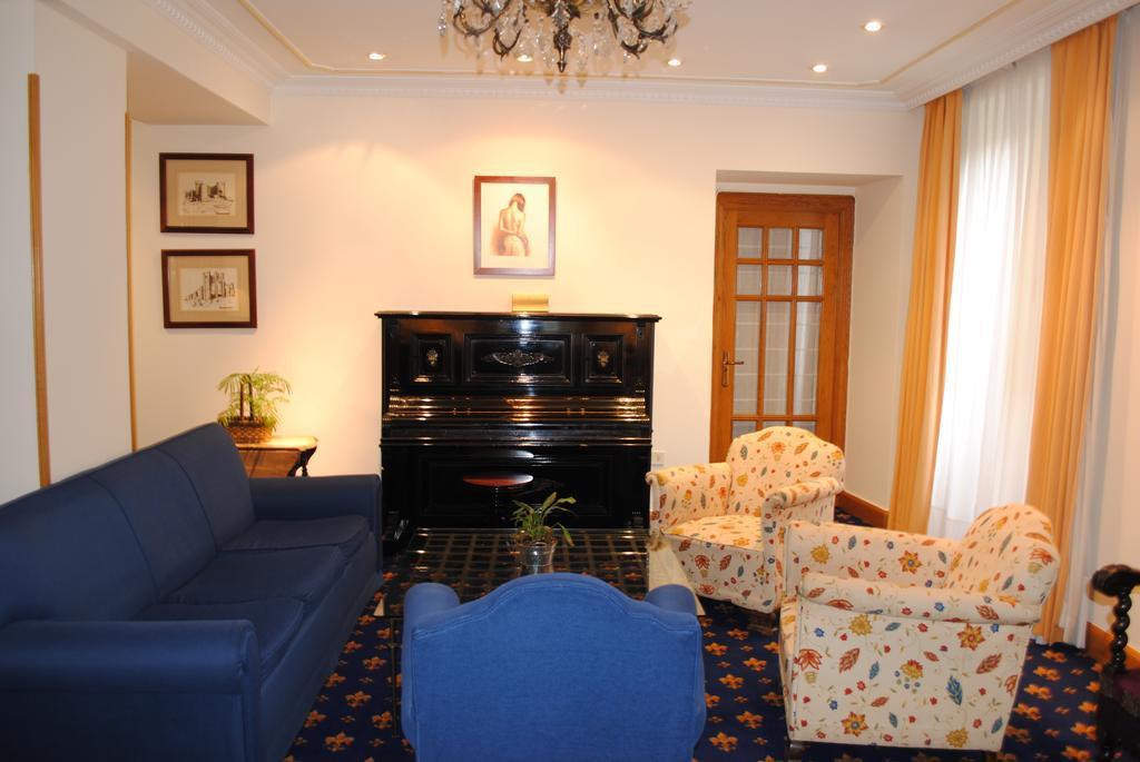 Hotel Zarauz Kültér fotó