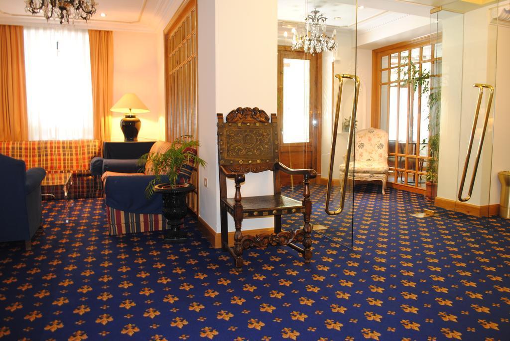 Hotel Zarauz Kültér fotó